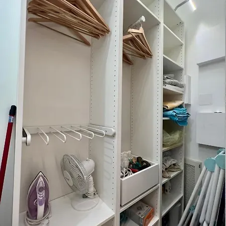 Apartamento Exclusive Colourful Flat In The