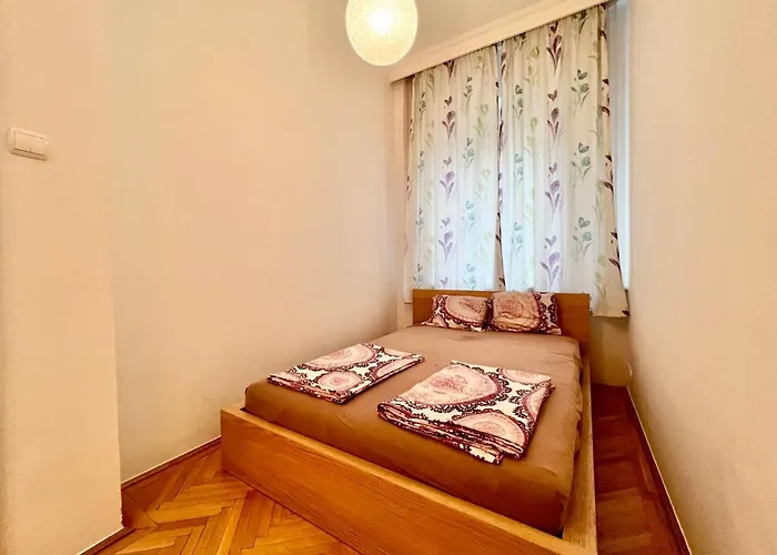 Exclusive Colourful Flat In The Appartamento Budapest